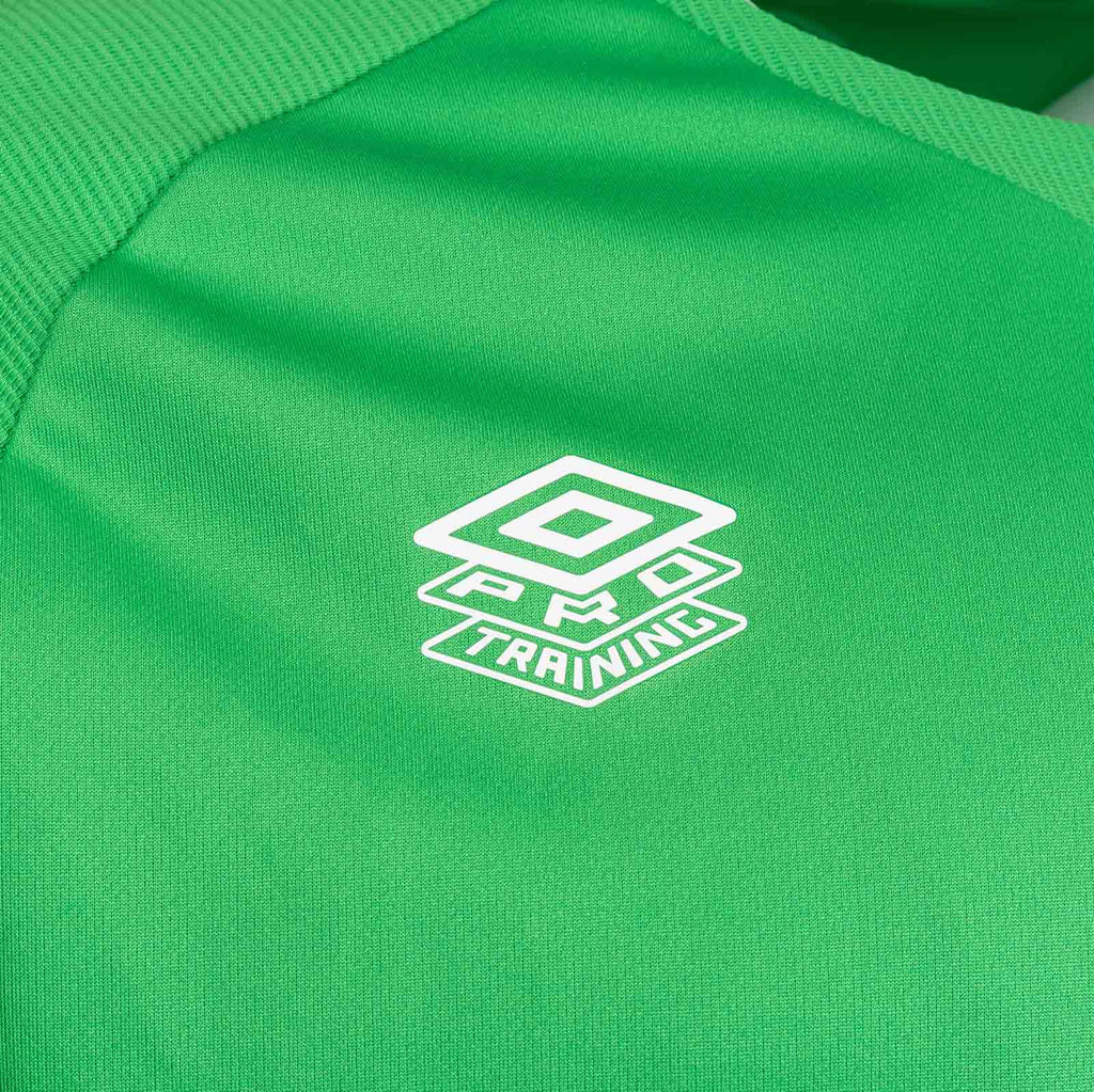 Umbro-Ireland-2021-Training-Jersey-Green